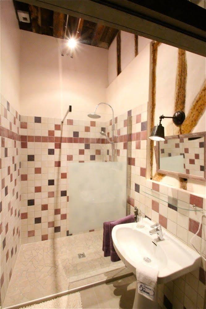 Hotel Du Cote De Chez Jeanne Fourcès Zewnętrze zdjęcie